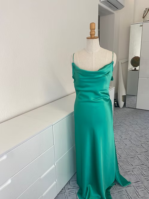 Silk Dress Verde | MEJI